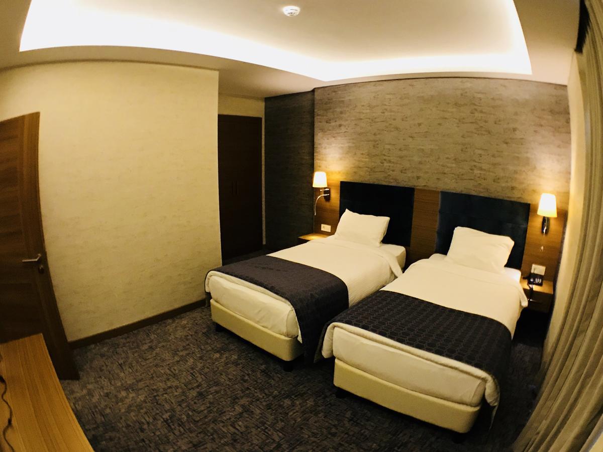 Garden Zara Hotel Экстерьер фото